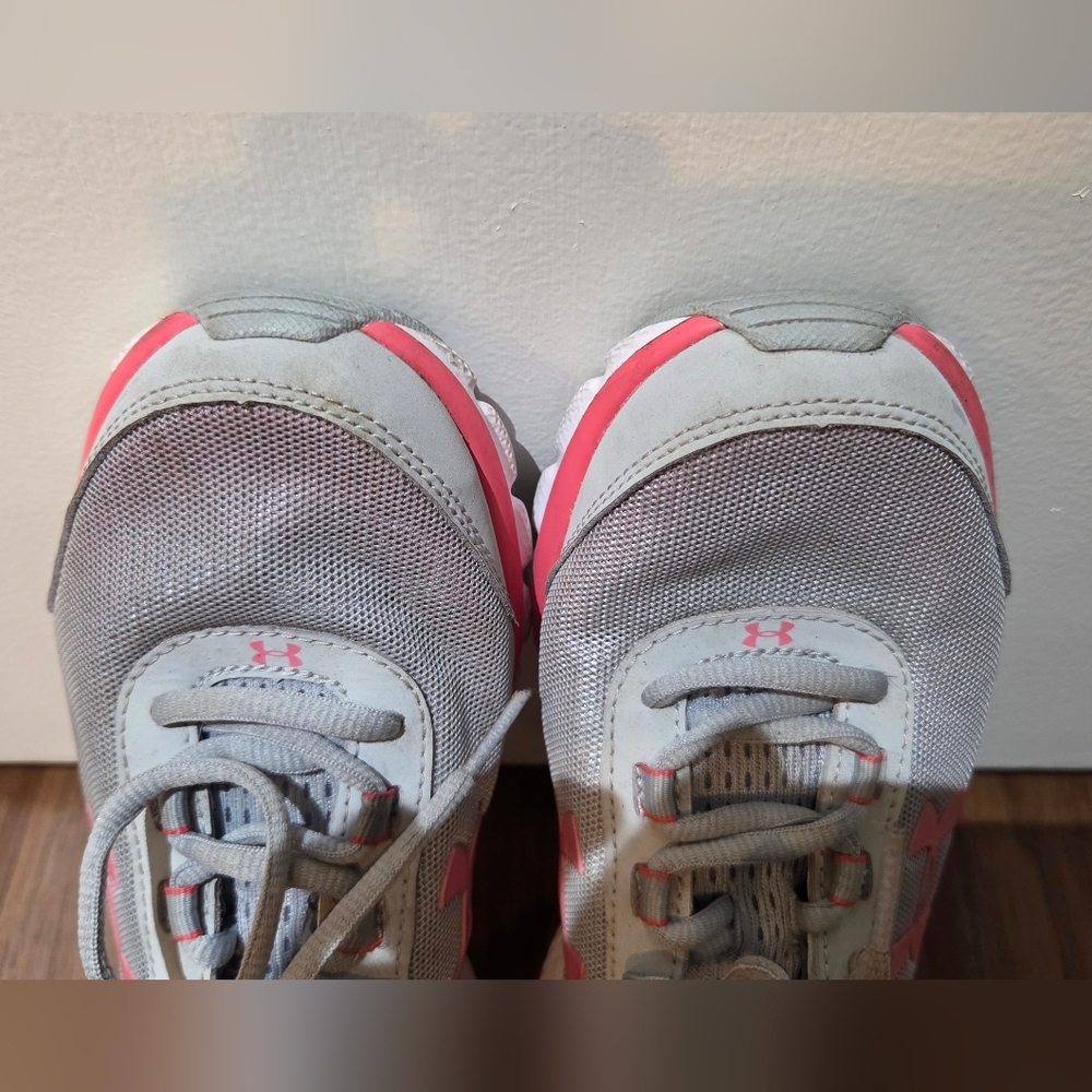 Women's Bright Pink And Gray Under Armour Shoes, Size 6.5 - Picture 12 of 15